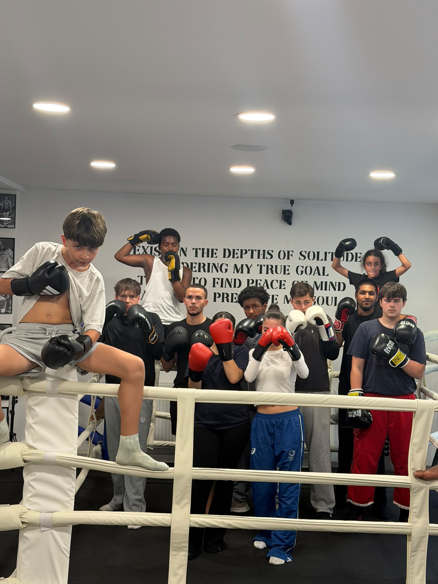 Jugend- und Teamtraining im Boxring von Shelbys Gym